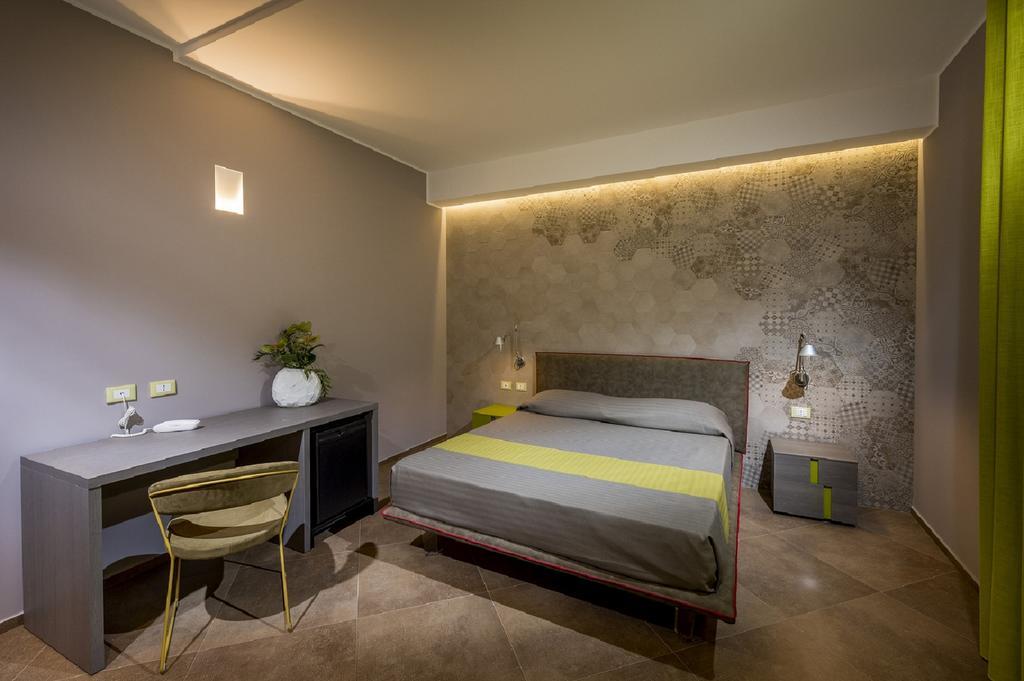 Hotel Vento Del Sud 3*